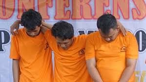 Trio Perampok Sadis di Minimarket Bekasi Dibekuk, 4 DPO Diburu